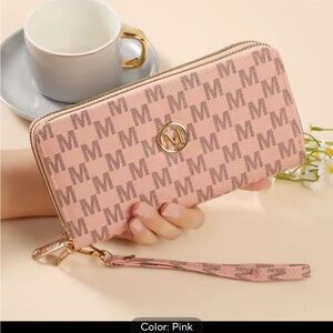 Brand new ✨ Elegant Pink Wallet